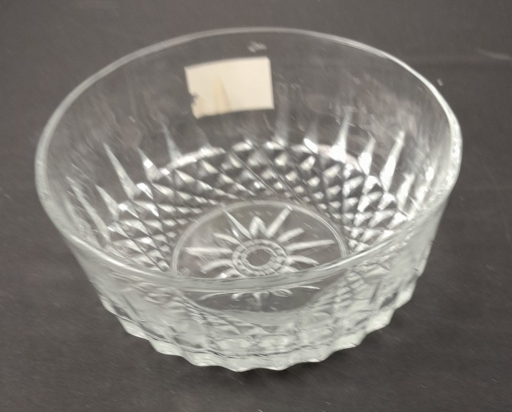 Vintage Arcoroc Diamant Starburst Crystal Glass Bowl From France